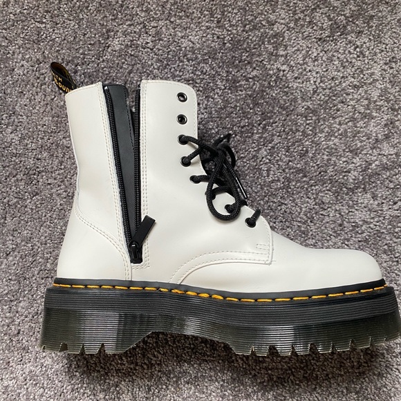 Men’s size 9 US White Platform Doc Matens - Picture 4 of 7